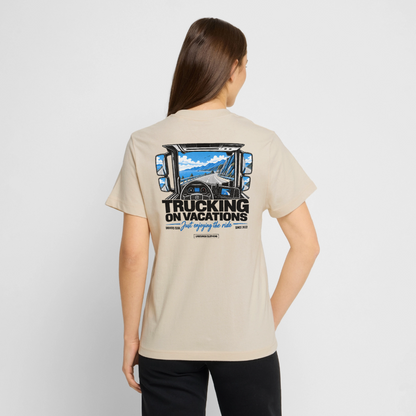 TRUCKING ON VACATIONS - T-shirt - beige